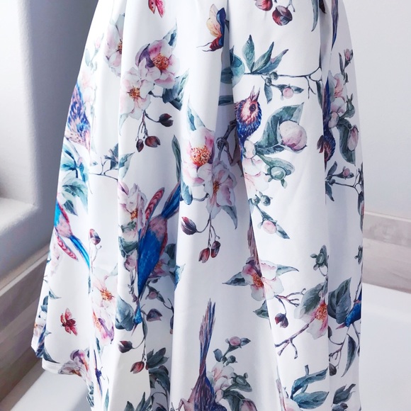 Blue bird white garden party dress - Picture 5 of 6